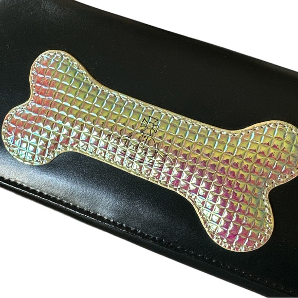 💥SOLD💥Vivienne Westwood Iridescent Dino Bone Long Chain Wallet - Picture 5 of 10